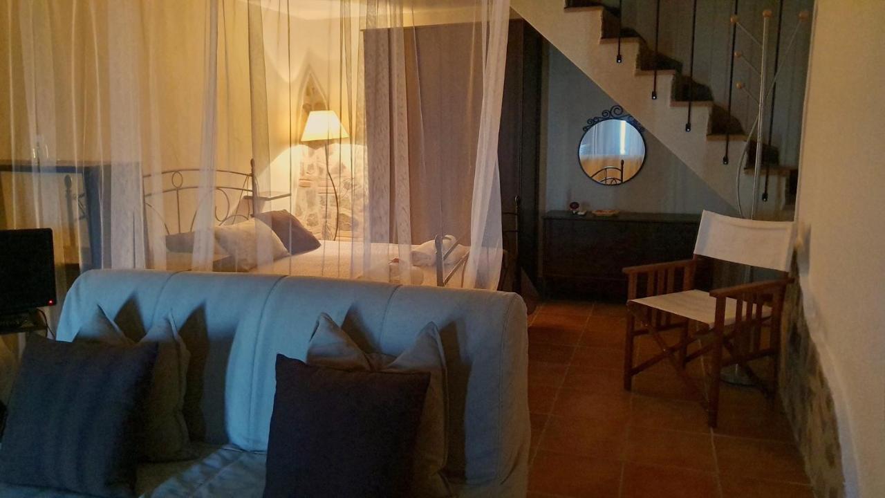 Perla Del Borgo Appartamenti Santa Caterina dello Ionio Exterior foto