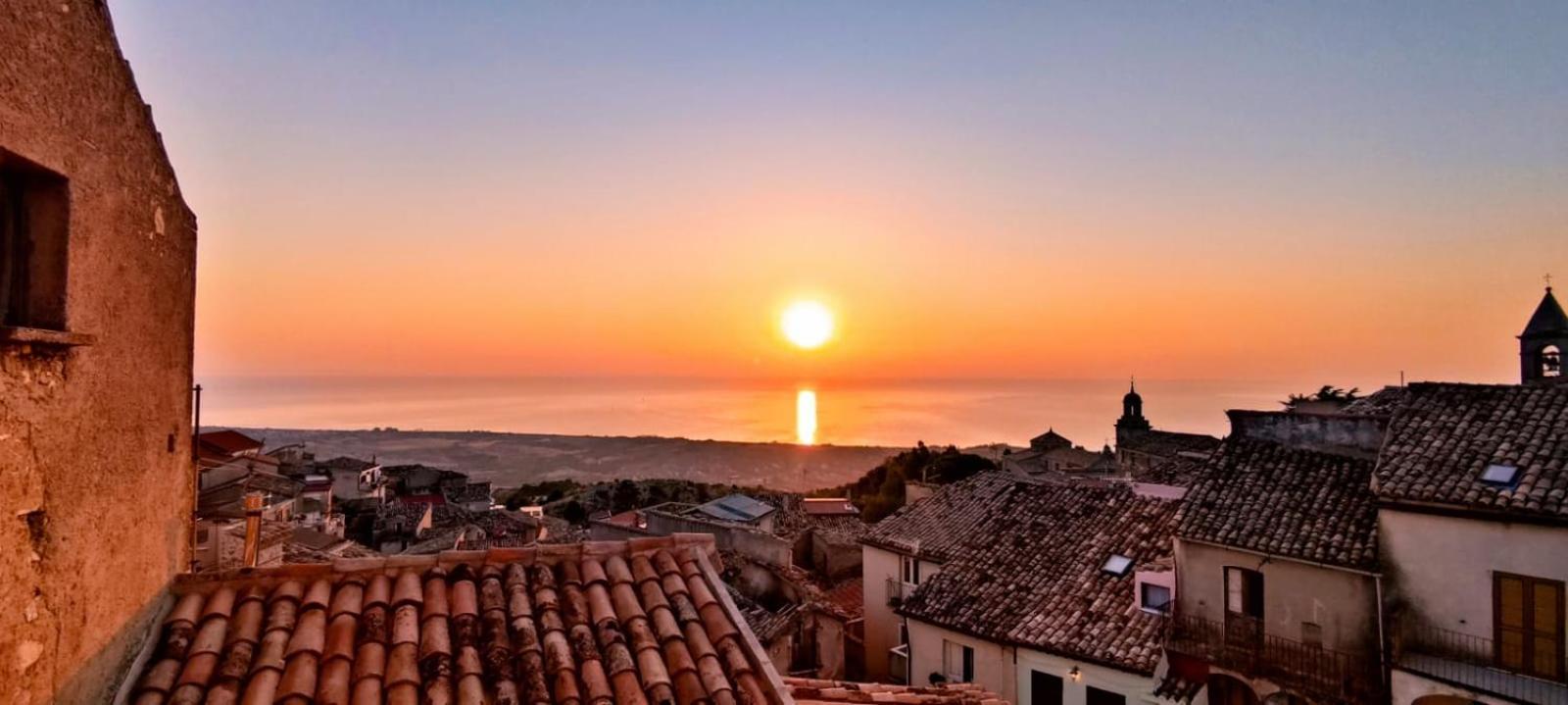 Perla Del Borgo Appartamenti Santa Caterina dello Ionio Exterior foto